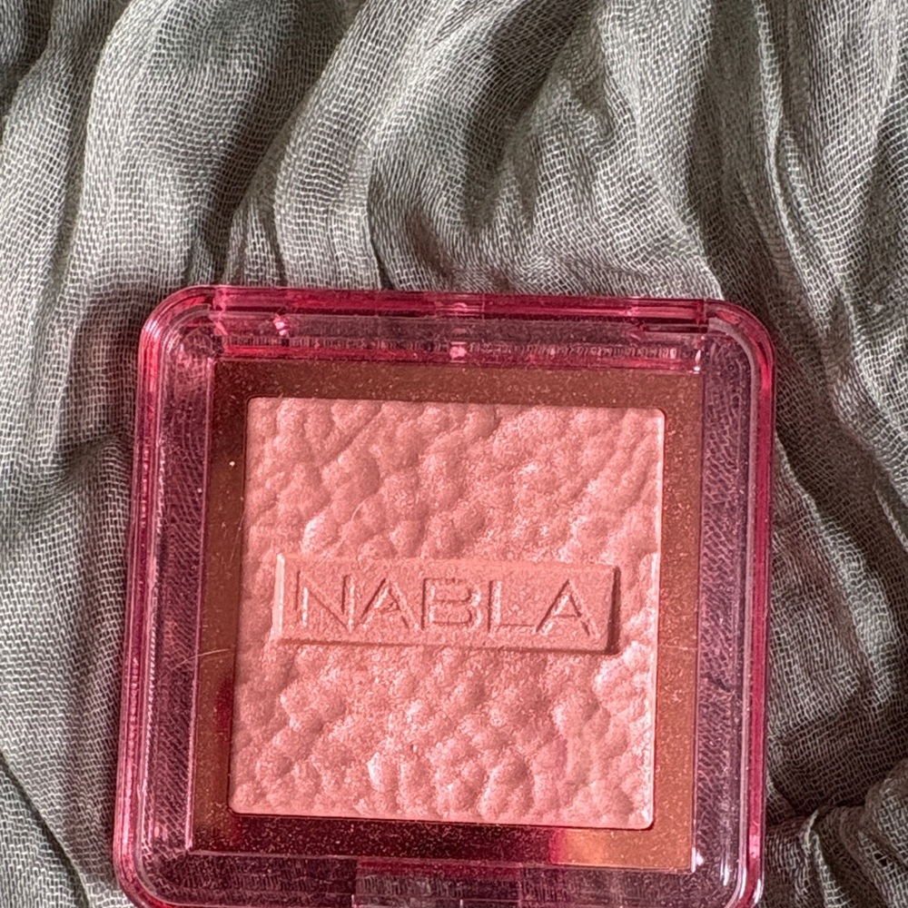 Nabla Pink Blush shade privilege